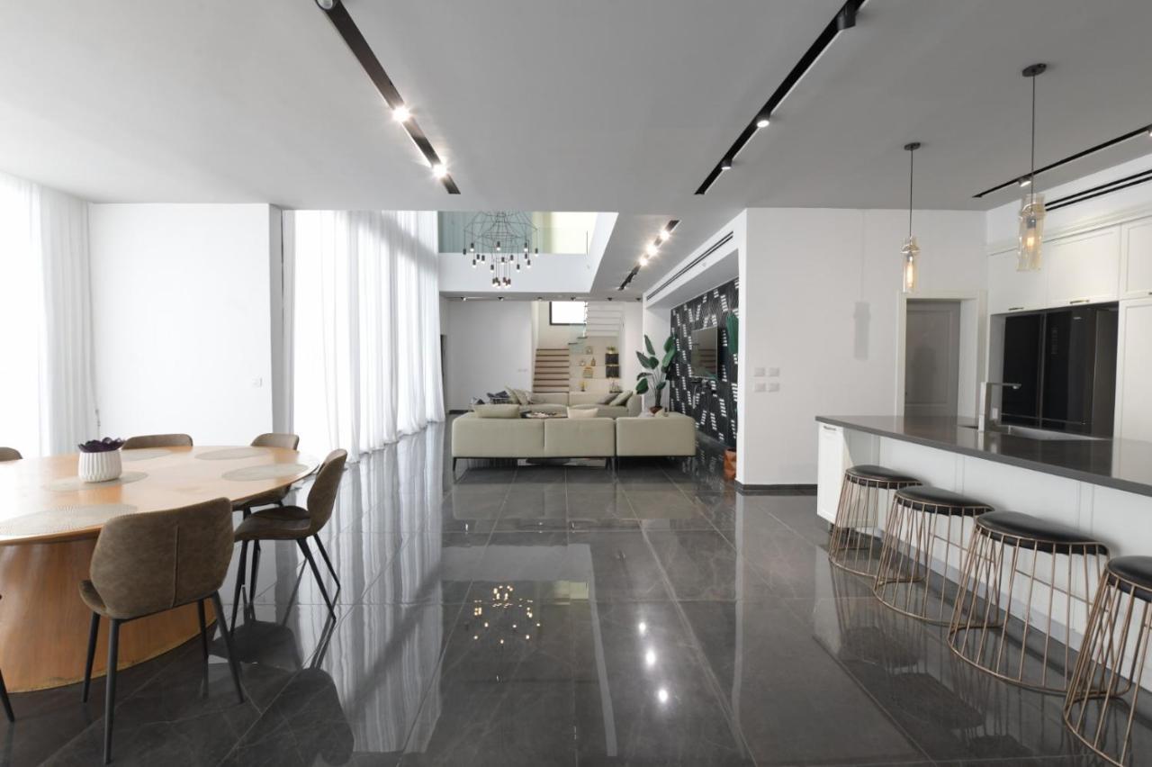 Shani House Of Style Kedma